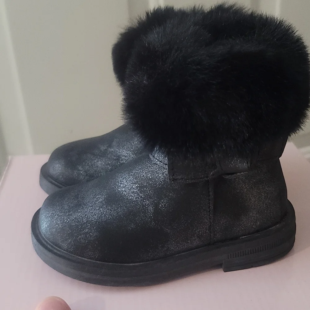 NANETTE LEPORE GIRLS TODDLER FAUX FUR SPARKLE BOOTS: BLACK: NIB: SZ 5